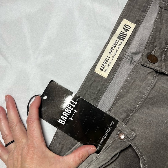 Barbell Men's Relaxed Athletic Fit Jeans - Concrete in color NWT - Picture 2 of 14